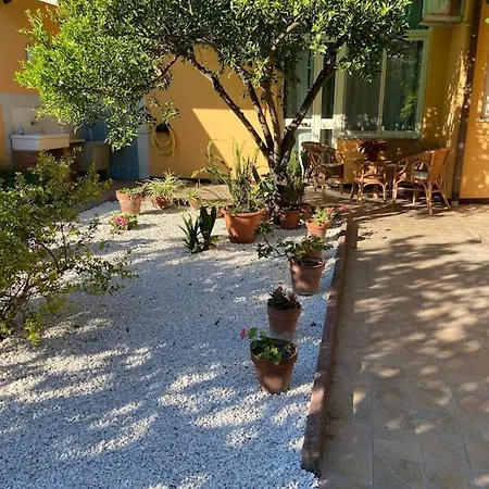 Domu Antonia Holiday home